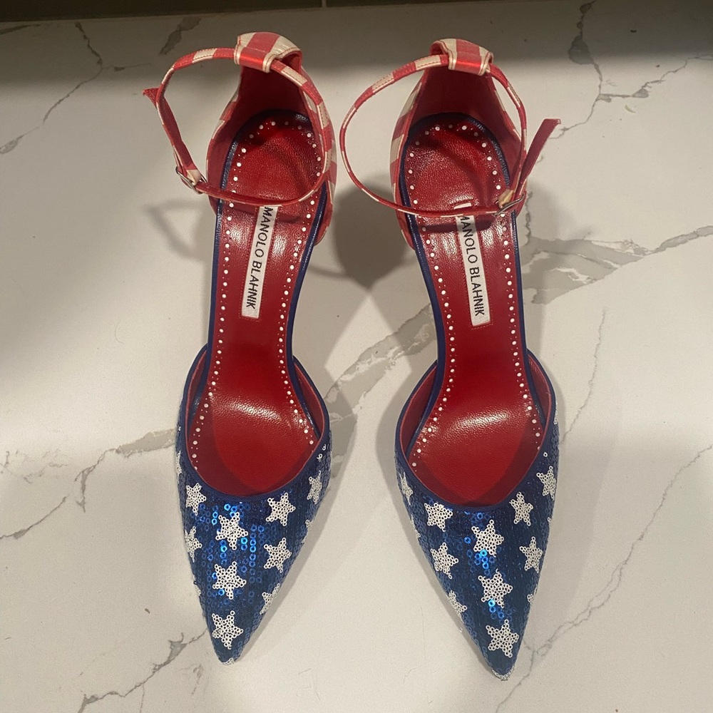 Manolo Blahnik Zaka Stars & Stripes size 39.5 NWT